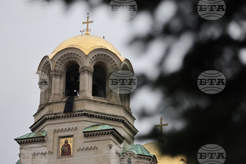 „Свети Александър Невски“ - Патриарх Неофит - кончина - траурно знаме