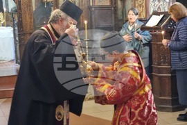 Кърджали - храм „Св. Георги Победоносец” - патриарх Неофит - заупокойна панихида