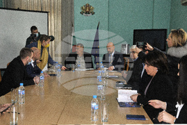 Бургас - областна управа - среща с депутати