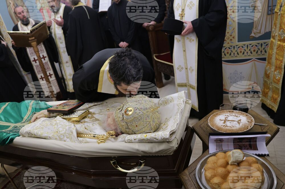 Софийска света митрополия - храм "Св. Марина" - патриарх Неофит - поклонение