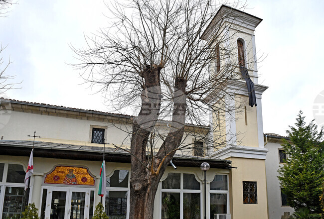 Варна - църкви - траурни знамена