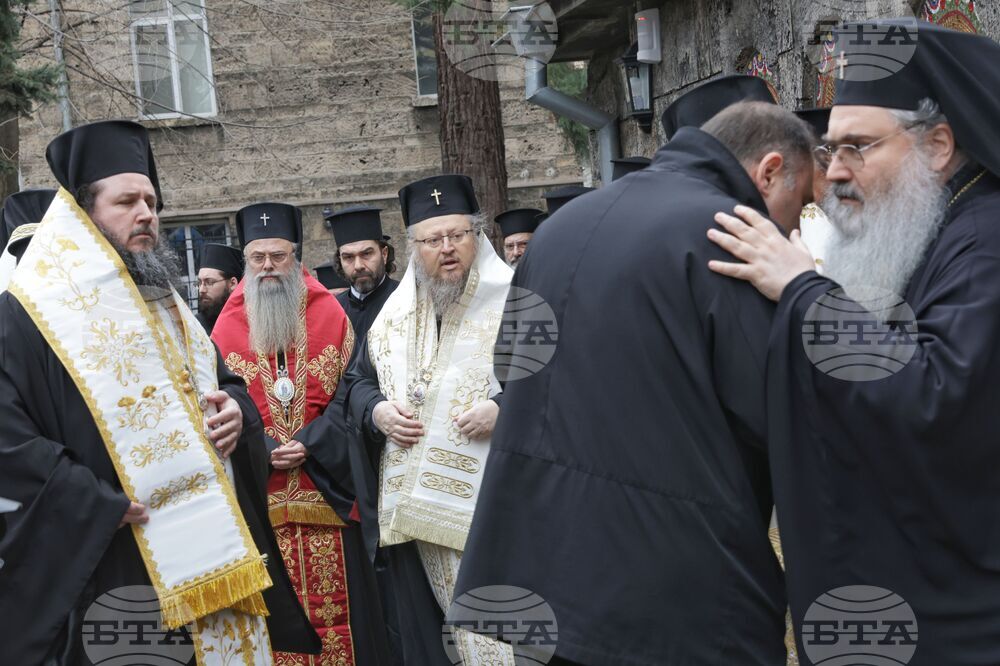 Софийска света митрополия - храм "Св. Марина" - патриарх Неофит - поклонение