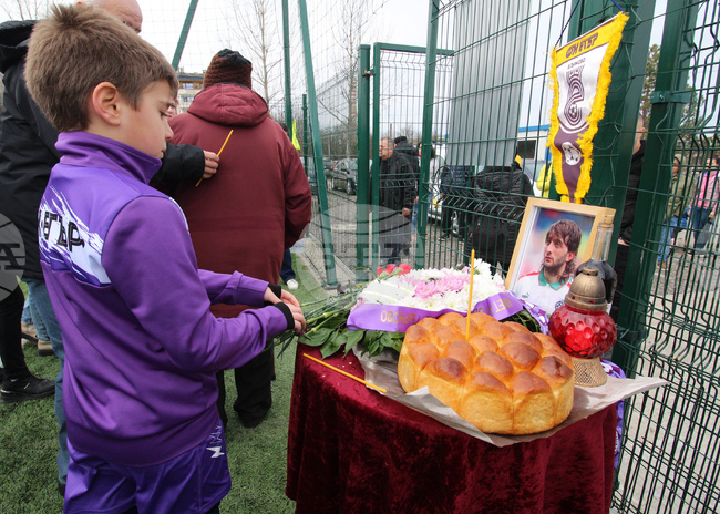 Велико Търново - Трифон Иванов  - почит