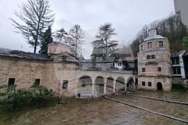 Троянски манастир - патриарх - заупокойна - света литургия