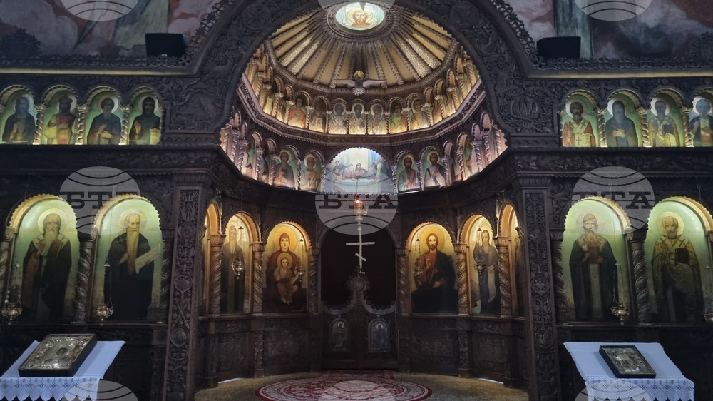  Търговище - храм - траурно знаме