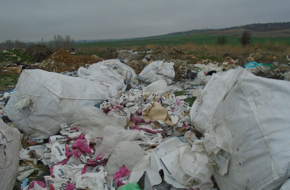 Община Шумен санкционира фирма замърсител на общински терен