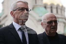 Патриарх Неофит - кончина - Николай Денков - съболезнования