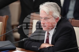 Народно събрание - Временна комисия за проверка на факти и обстоятелства, свързани с дейността на групата около Мартин Божанов