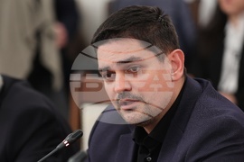 Народно събрание - Временна комисия за проверка на факти и обстоятелства, свързани с дейността на групата около Мартин Божанов