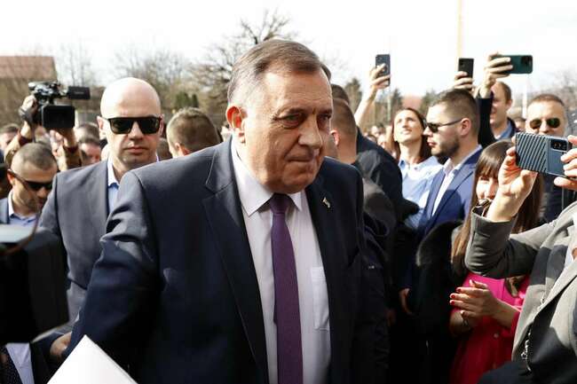 ФЕНА: Според оценка на американската разузнавателна общност Додик предприема стъпки за отделяне на Република Сръбска от Босна и Херцеговина