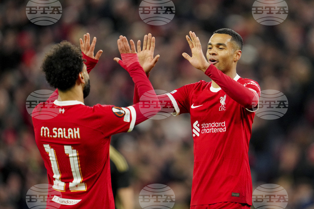 Арне Слот и Мохамед Салах ще говорят днес за бъдещето на нападателя в Ливърпул, Коди Гакпо няма да играе няколко седмици