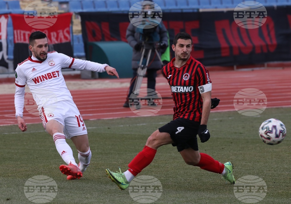 Футбол - Локомотив (София) - ЦСКА-София