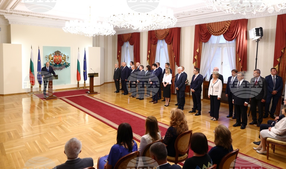 Румен Радев - служебно правителство