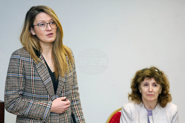 Световен ден за борба с епилепсията - изложба - картини