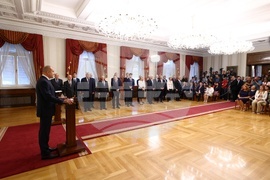 Румен Радев - служебно правителство