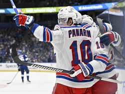 Rangers Lightning Hockey