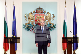 Румен Радев - служебно правителство