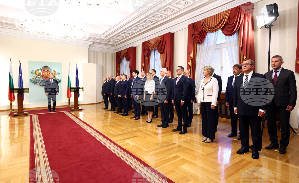 Румен Радев - служебно правителство