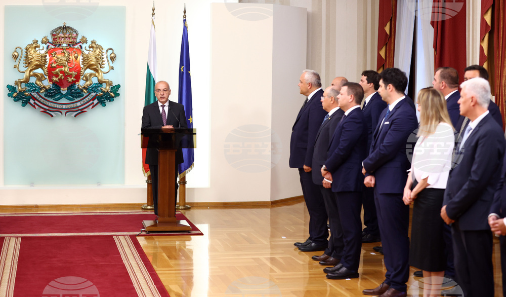 Румен Радев - служебно правителство