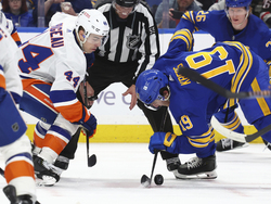 Islanders Sabres Hockey