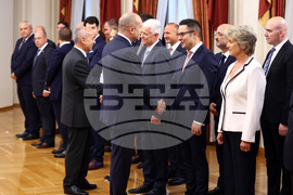 Румен Радев - служебно правителство