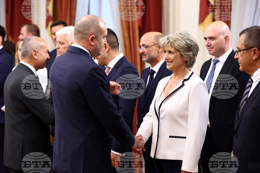 Румен Радев - служебно правителство