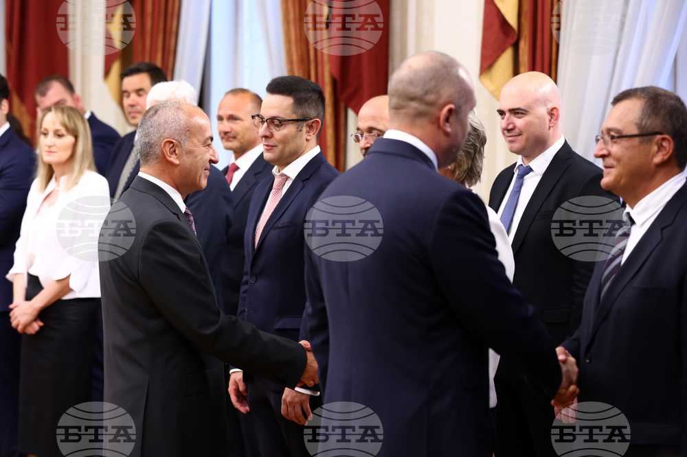 Румен Радев - служебно правителство