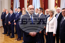 Румен Радев - служебно правителство