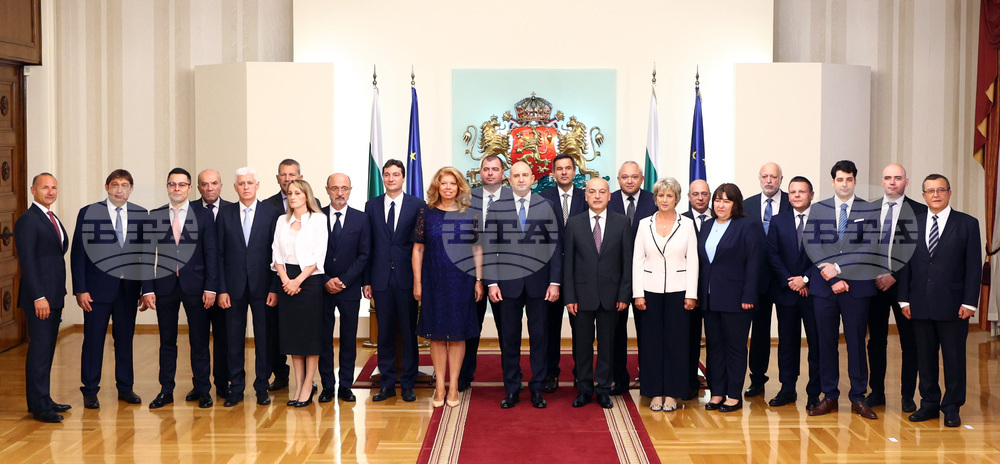 Румен Радев - служебно правителство