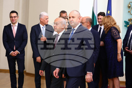 Румен Радев - служебно правителство