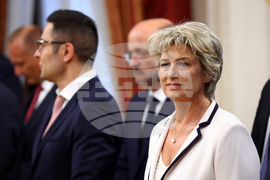 Президент - служебно правителство