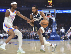Mavericks Thunder Basketball