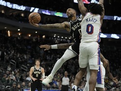 76ers Bucks Basketball