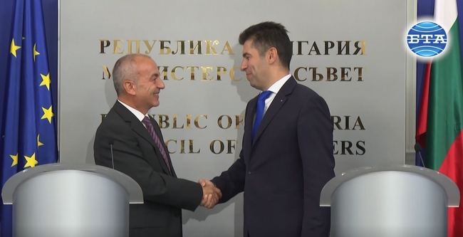 Служебното правителство пое изпълнителната власт на церемония в Министерския съвет