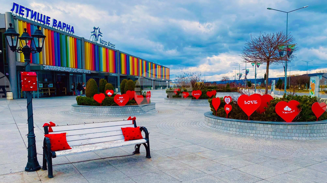 Варна - летище - украса