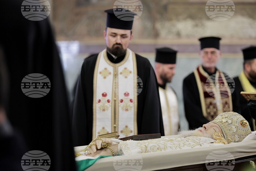 Патриаршеска катедрала „Св. Александър Невски“ - патриарх Неофит - поклонение
