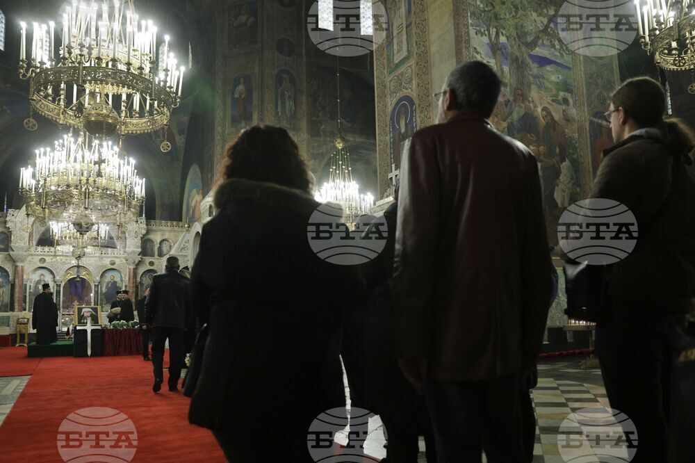 Патриаршеска катедрала „Св. Александър Невски“ - патриарх Неофит - поклонение
