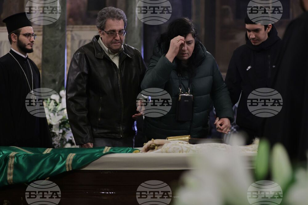 Патриаршеска катедрала „Св. Александър Невски“ - патриарх Неофит - поклонение