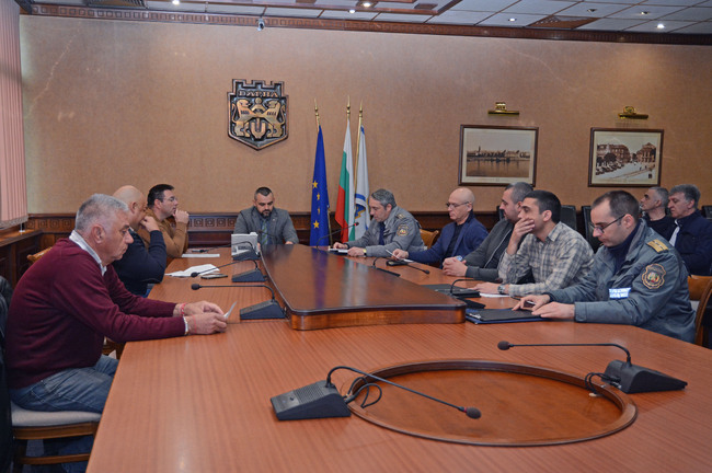 Община Варна: Заместник-кметът Илия Коев обсъди мерките за пожарна безопасност в курортите през летния сезон