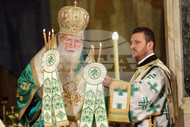 Храм "Св. Александър Невски" - Цветница - литургия