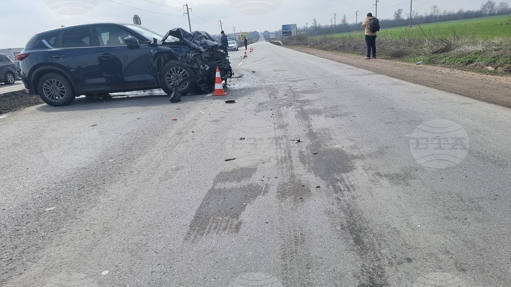 Трима души са загинали, а 18 са ранени при катастрофи в страната