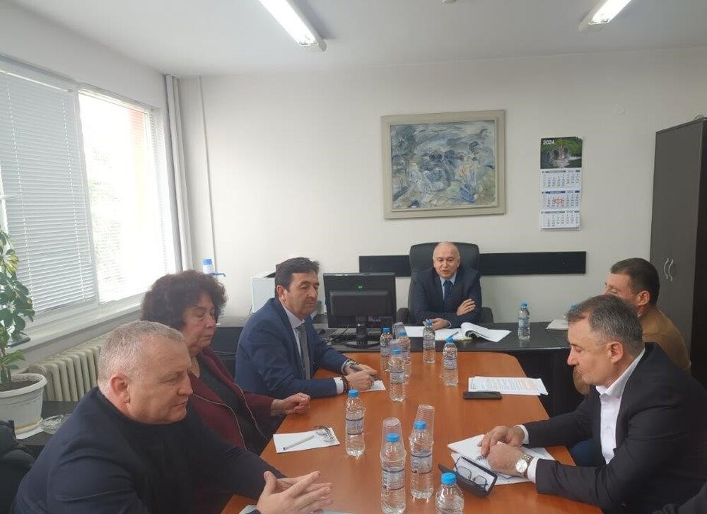 Апелативна прокуратура – Пловдив: Представители на прокуратурата, полицията и местната власт обсъдиха мерки за безопасността на движението по пътя към ГКПП „Маказа“ и област Кърджали 