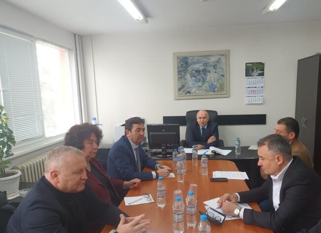 Апелативна прокуратура – Пловдив: Представители на прокуратурата, полицията и местната власт обсъдиха мерки за безопасността на движението по пътя към ГКПП „Маказа“ и област Кърджали 