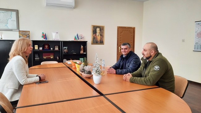 Областна администрация Добрич: Й. Костадинова проведе работна среща с ръководството на СИДП - Шумен 