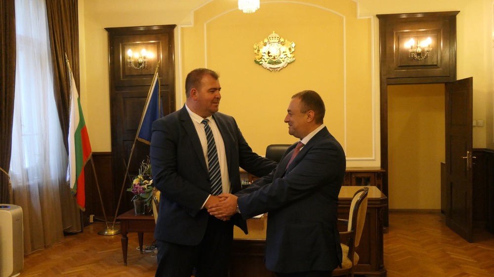Приоритетите пред сектор земеделие обсъдиха при предаването на министерския пост д-р Иван Иванов и Явор Гечев