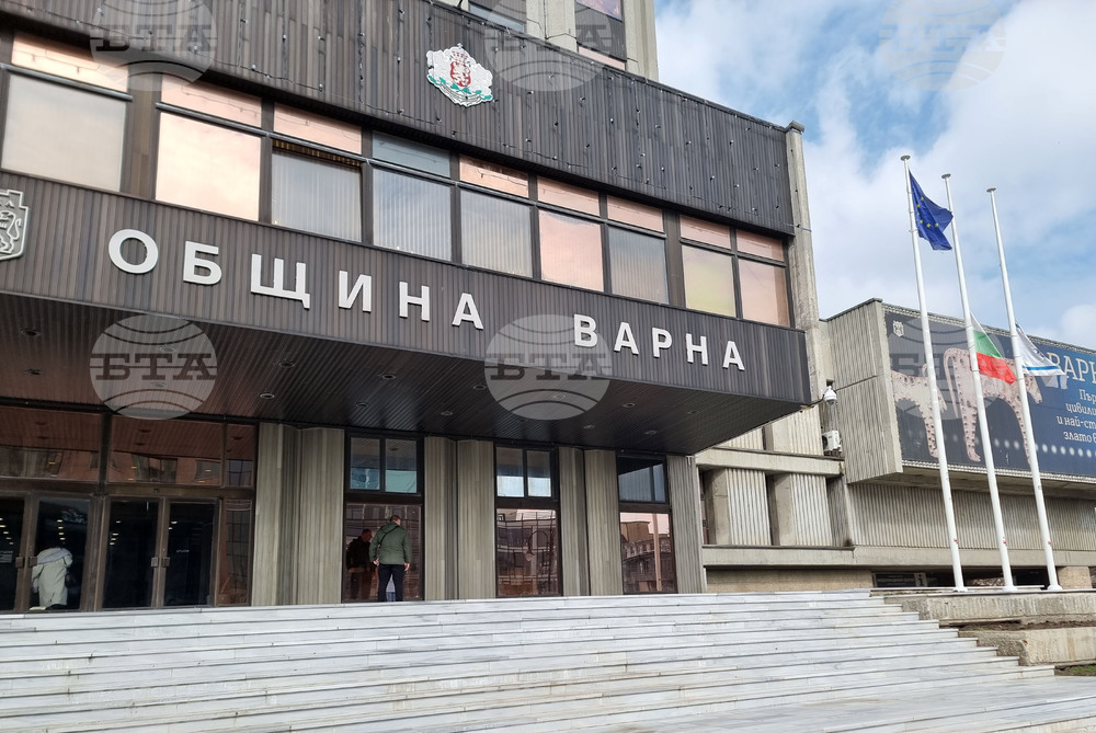 Варна - траур - знамена