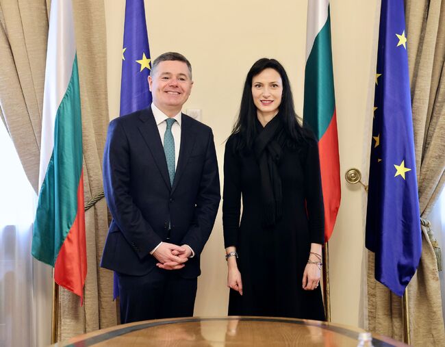Мария Габриел: Ирландия подкрепя България за присъединяване в ОИСР и еврозоната