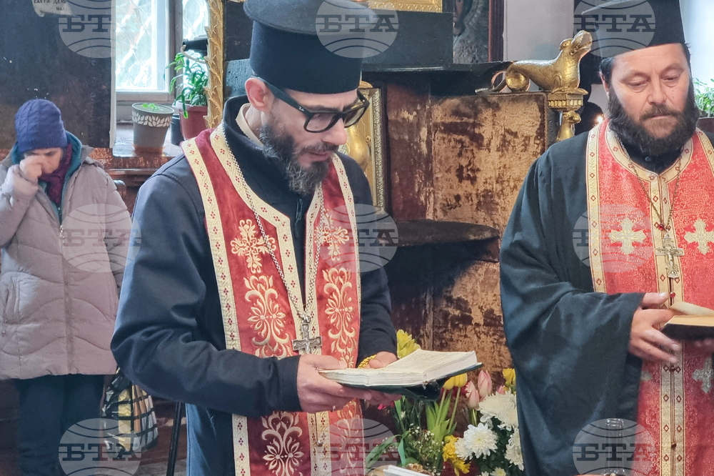 Добрич - панихида в памет на патриарх Неофит