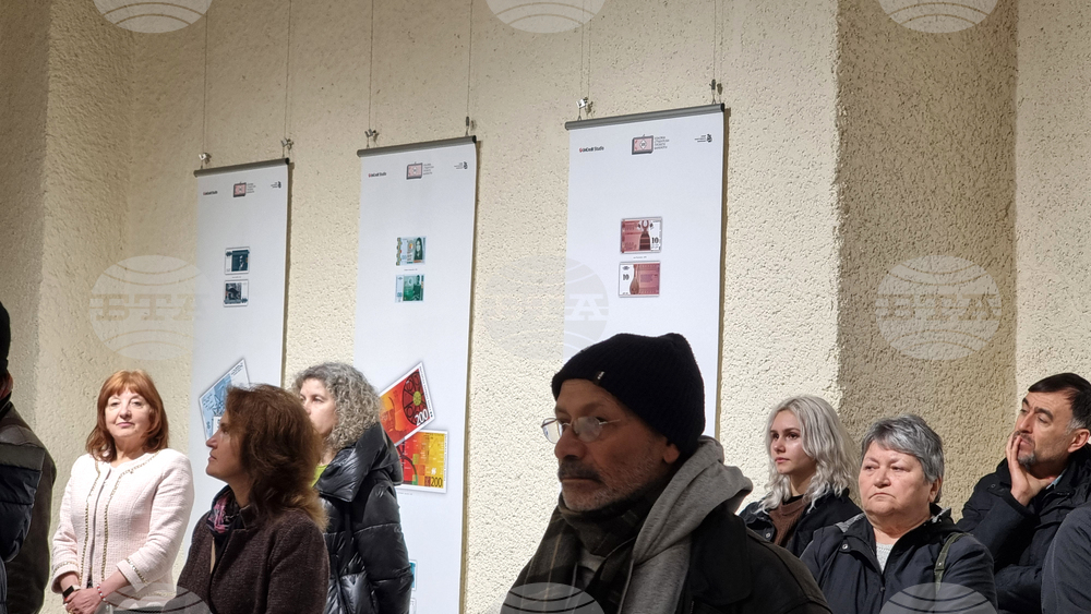 Добрич - изложба - студентски проекти на банкноти