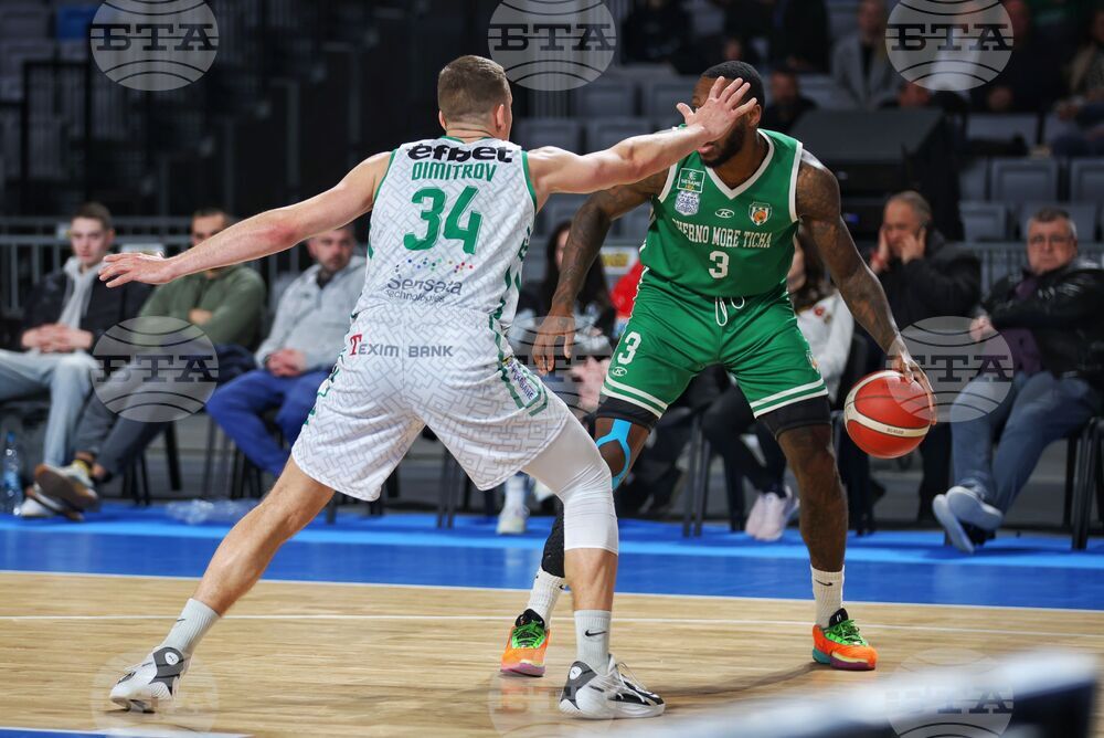 Бургас - баскетбол - Купа на България - Балкан - Черно море Тича